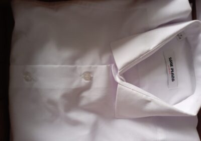 Продавам нова бяла риза с дълъг ръкав,размер S