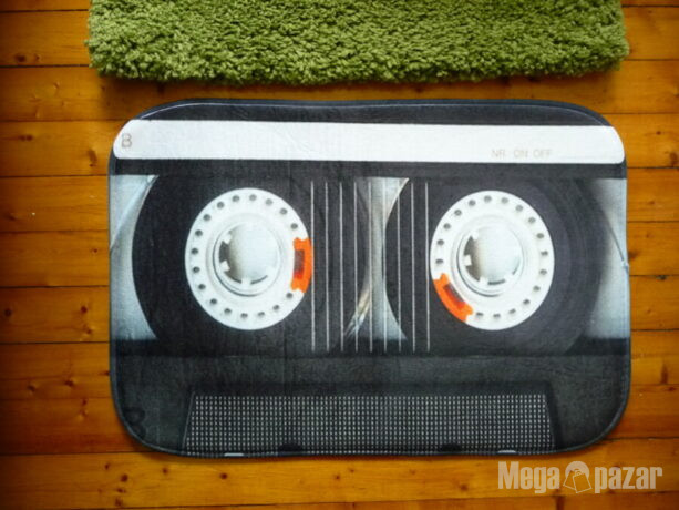 13. Килимче аудиокасета audio tape касетофон касетка стерео