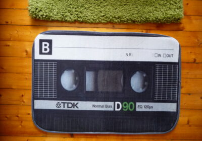 17. Килимче аудиокасета audio tape касетофон касетка стерео