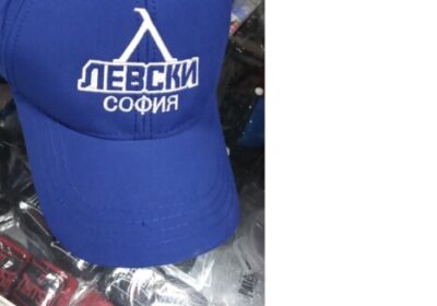 шапка с козирка левски нова универсален размер