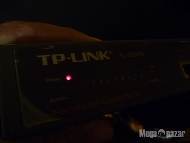 Гигабитов суич TP Link TL-SG3109 интернет мрежи комуникации