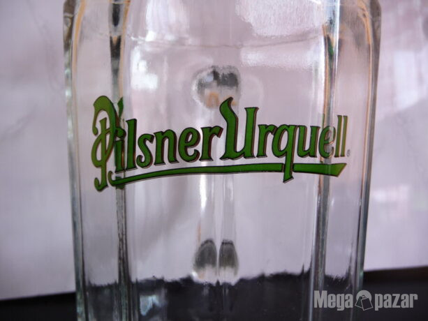 Голяма стъклена халба за бира Pilsner Urquell 1 литър чешка Чехия