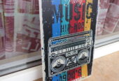 Метална табела музика касетофон 90-те hip hop парти касетки диско